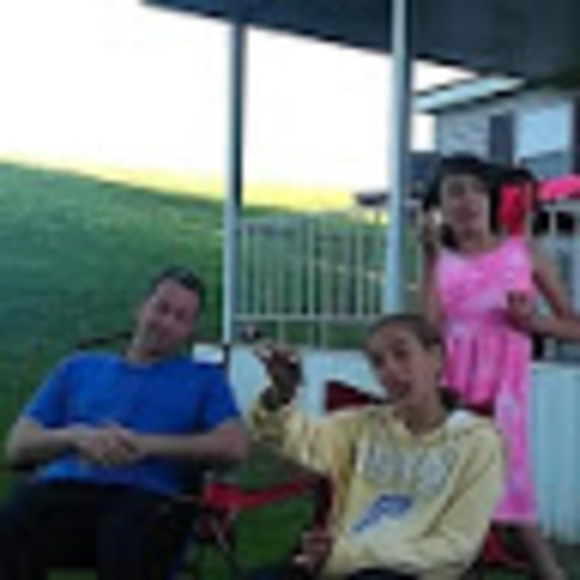 Meet your Posher, Olyvia - Picture 1 of 1